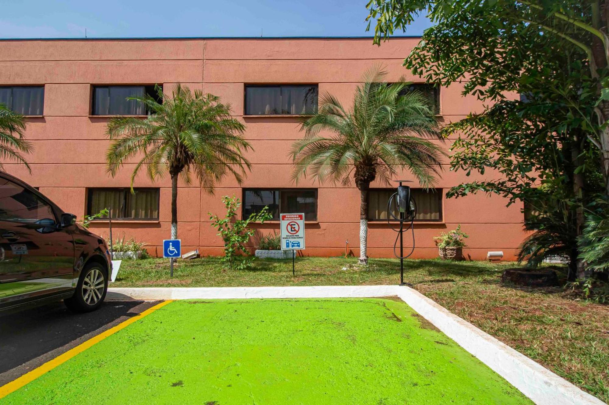 Hotel Golden Park Ribeirao Preto By Nacional Inn Exterior photo